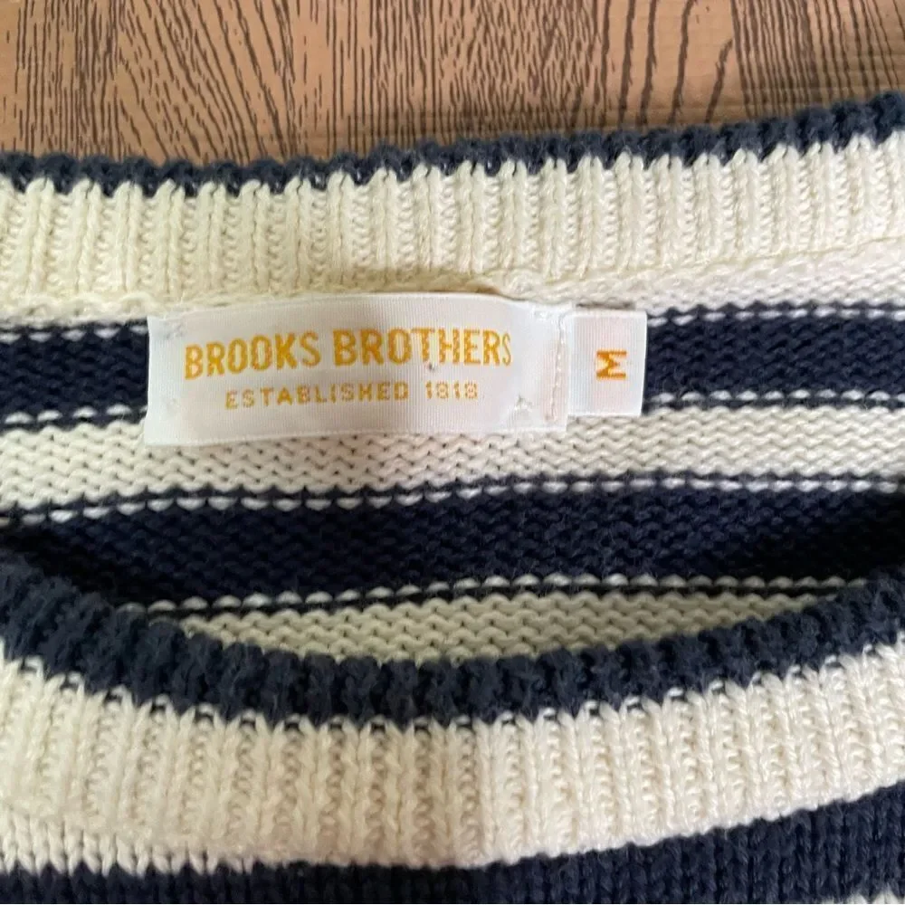 VINTAGE Brooks Brothers Sweater Womens Medium White Navy Stripe Knit Pullover - Picture 6 of 9
